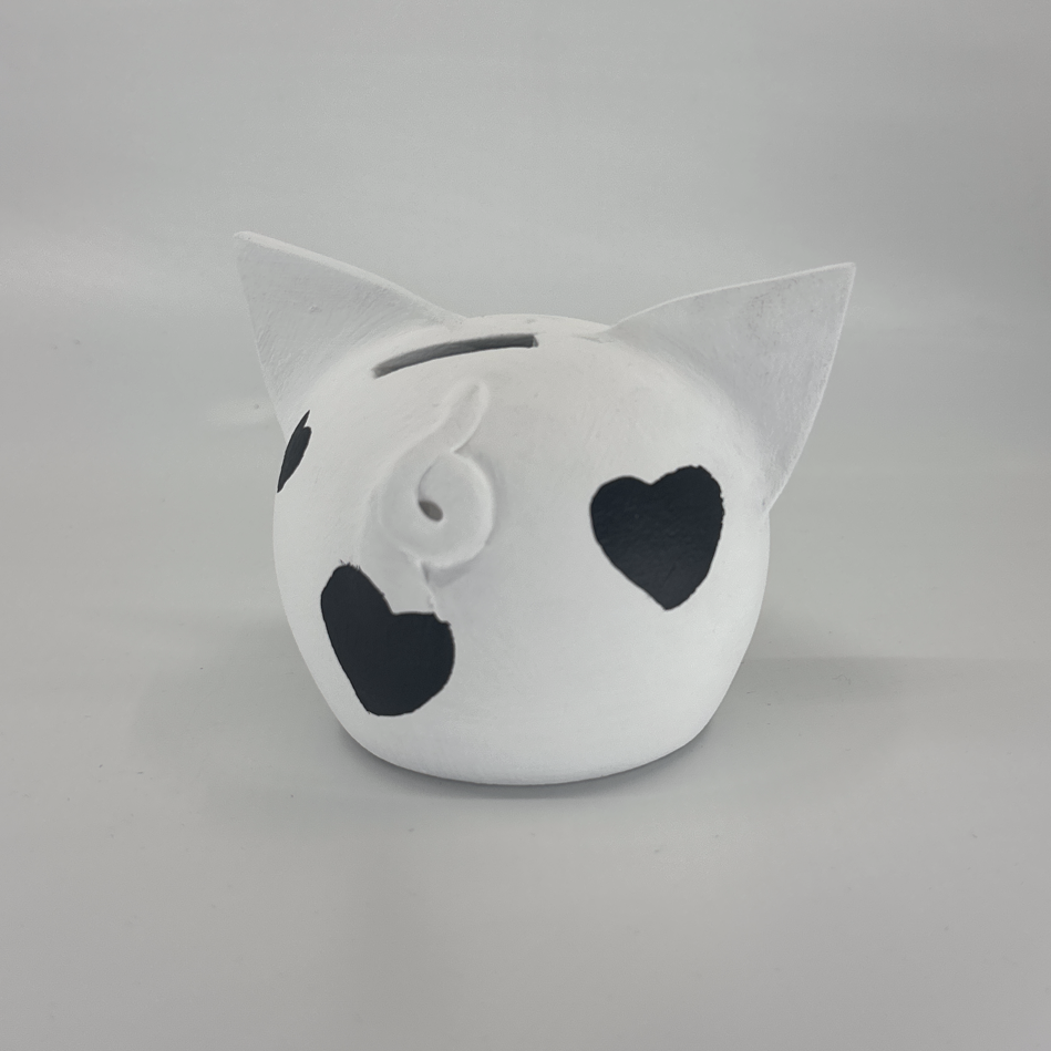 Queen of Hearts | Handmade Ceramic Piggy Bank-1
