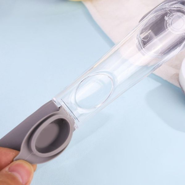 Perie multifunctionala pentru spalat vase, maner lung cu rezervor pentru detergent incorporat si 3 capete de rezerva, 1 perie si 2 bureti, 24 cm