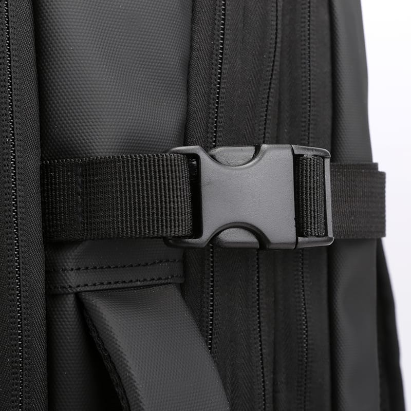 Rucsac extensibil Mercaton, compatibil cu laptop-uri pana la 17.3″, Port USB, Waterproof, Travel Size, Negru