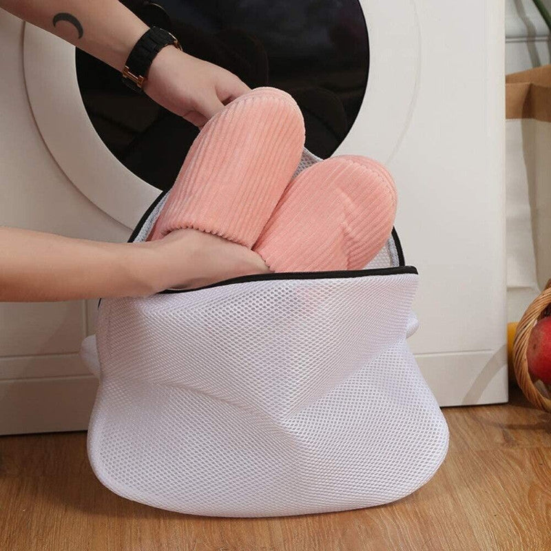 Set 2 Saculeti din poliester cu fermoar pentru spalarea si protejarea pantofilor si a hainelor de dimensiuni mici, 42 x 24 x 24 cm, Alb