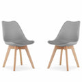 Set 2 Scaune Mercaton Grosseto, Stil Scandinav cu Picioare din Lemn, Sezut din PP si Perna din Piele Ecologica, Maxim 120 Kg, 49 x 45 x 82 cm, Gri Deschis