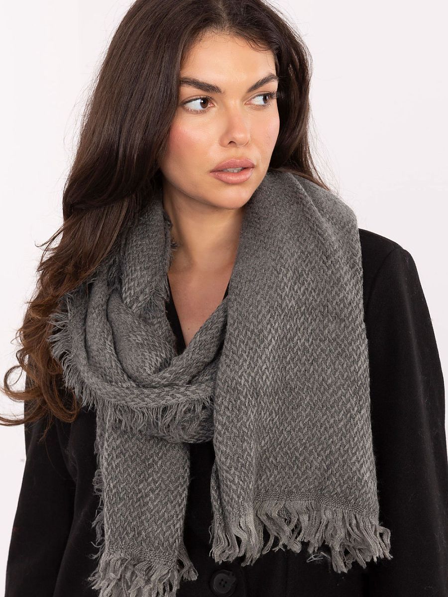 Shawl model 219618 AT